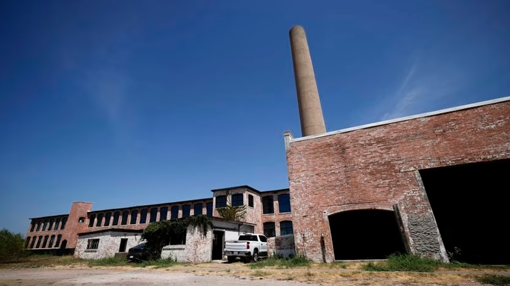 [DMRE Deal] McKinney’s Historic Cotton Mill will be Site of Seven-Story, Multifamily Units